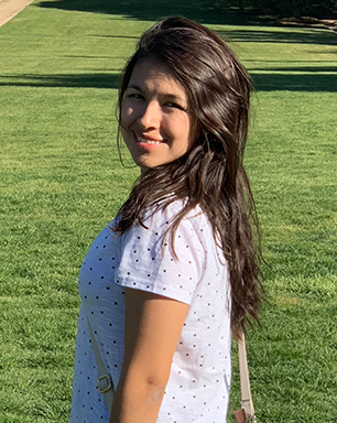 Karen Apolinar - Accountant